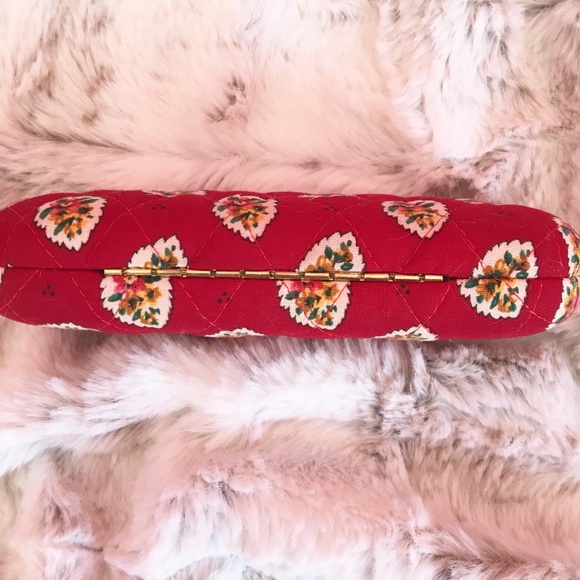 Vera Bradley Bright Red Eyeglasses Case - Picture 4 of 8